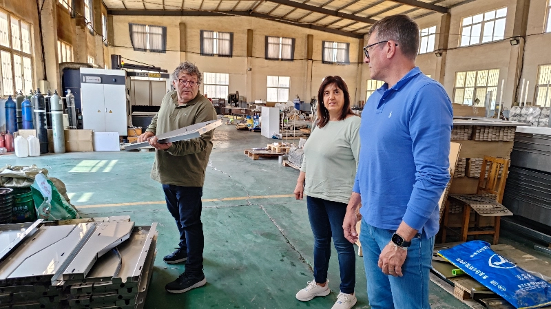 Desetletna stranka Manolo iz Španije ponovno obiskuje Debabrother